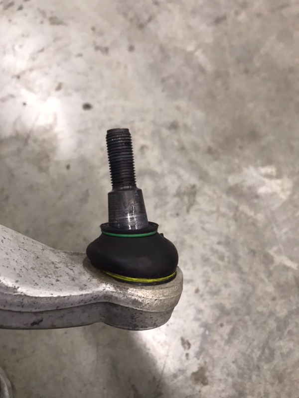 Рычаг передний левый Continental GT 2