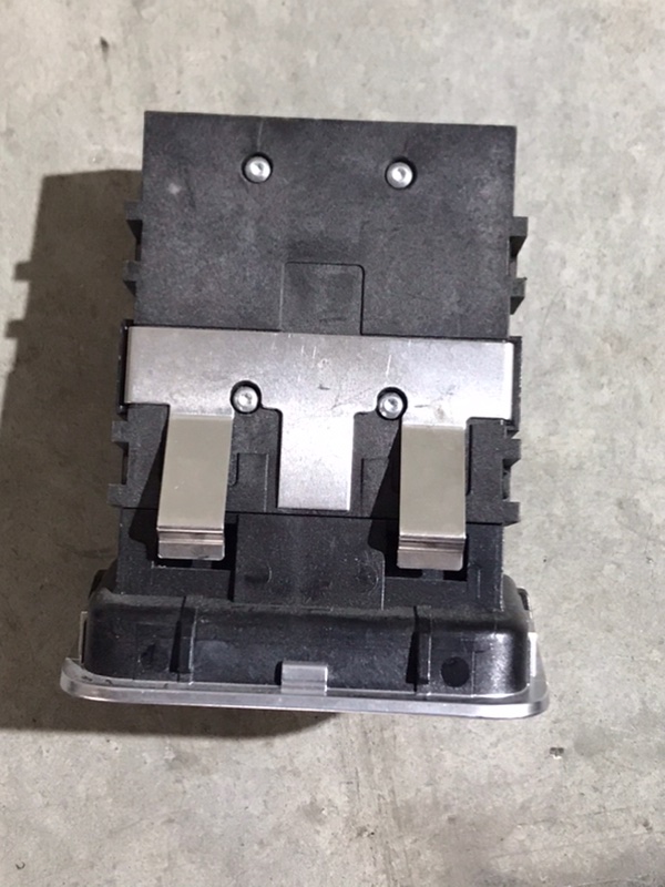 Кнопка ручного тормоза S-class W222