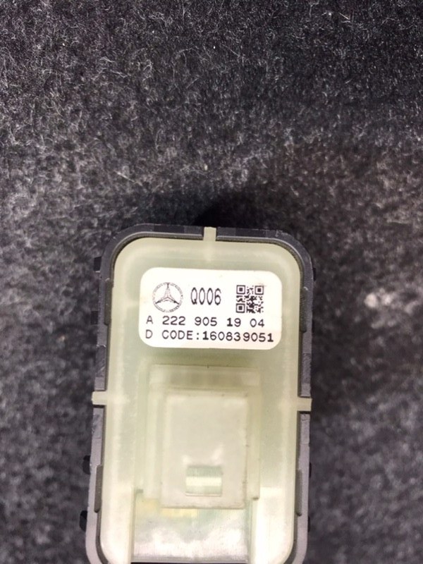 Кнопка стеклоподъемника S-class W222