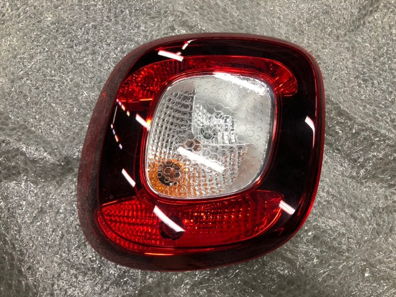 Фонарь задний правый Smart Fortwo W453 A4539063200 Б/У