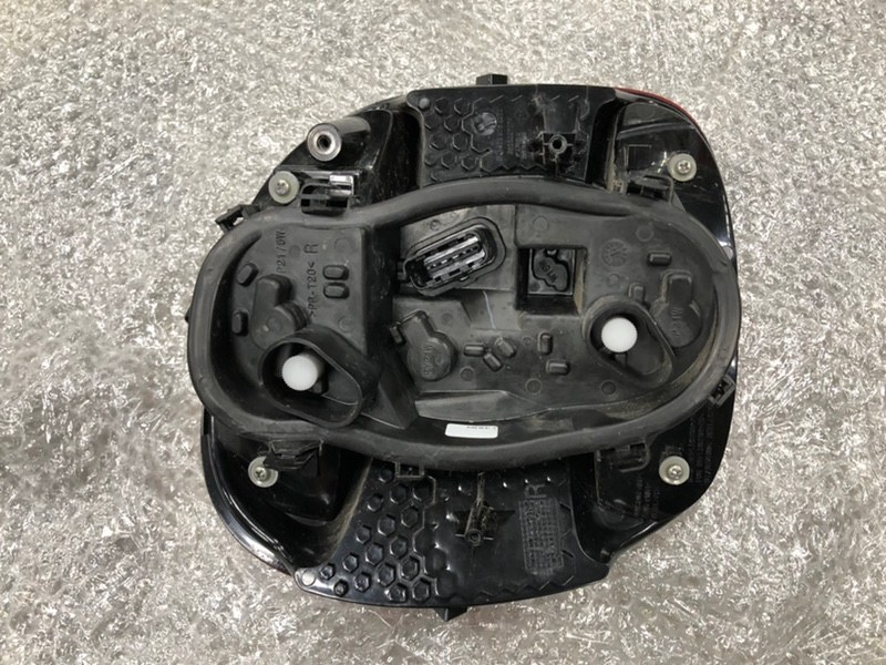 Фонарь задний правый Fortwo W453