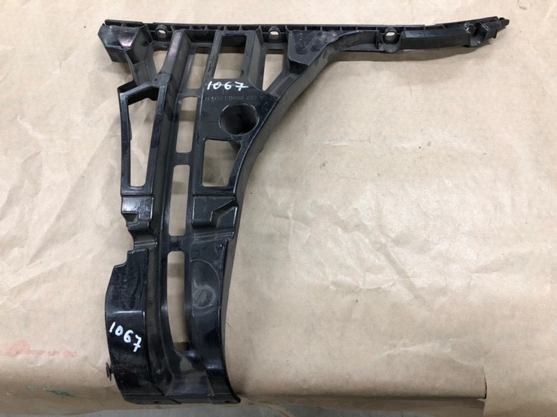 Кронштейн бампера Mercedes-Benz S-class W222 A2228850421 Б/У