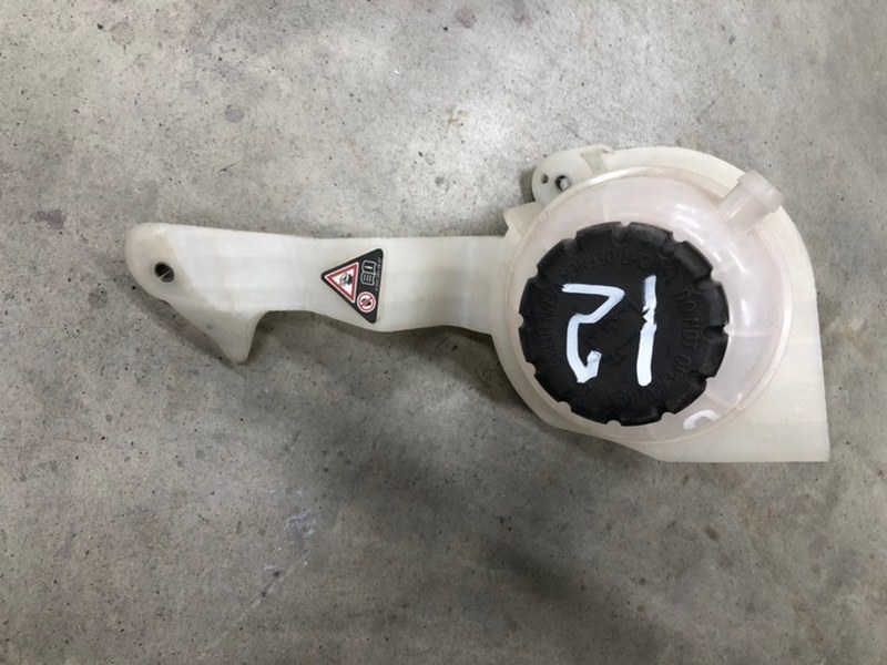 Расширительный бачок S-class W222