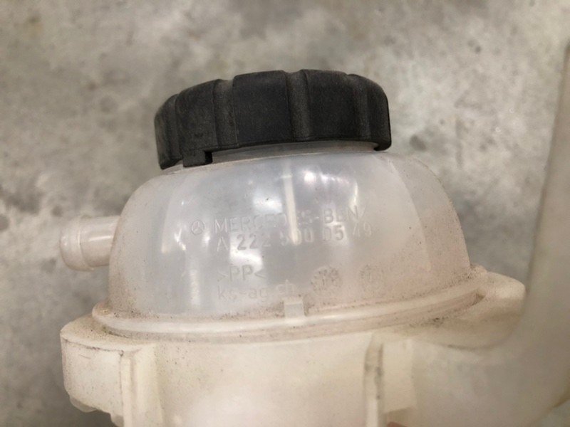 Расширительный бачок Mercedes-Benz S-class W222