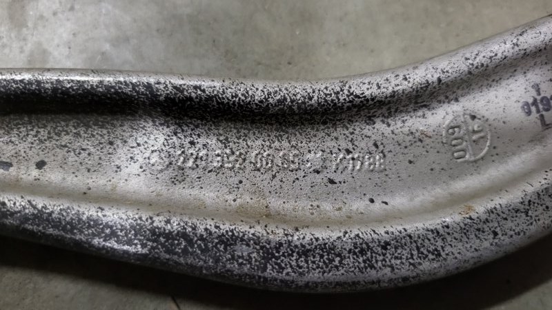 Задний продольный рычаг подвески левый S-class W222