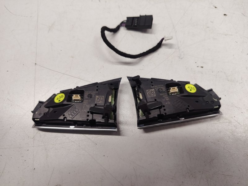 Кнопки в руль Audi Q5