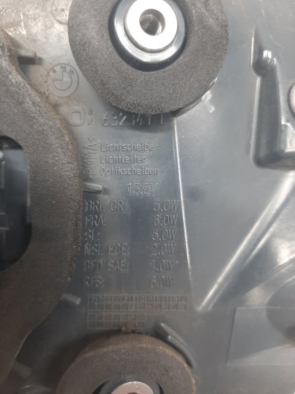 Фонарь в крышку багажника задний левый BMW 6-серия G32 N57D30B