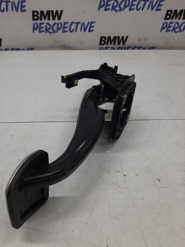 Педальный механизм в сборе 6-серия 2018 G32 N57D30B