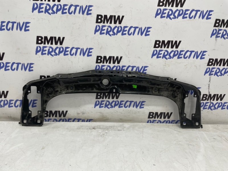 Поперечное соединение переднее M3 F80 Поперечное соединение переднее M3 F80