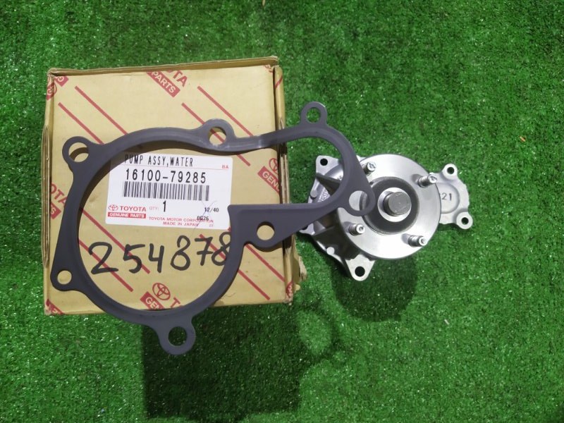 Помпа TOYOTA Помпа TOYOTA