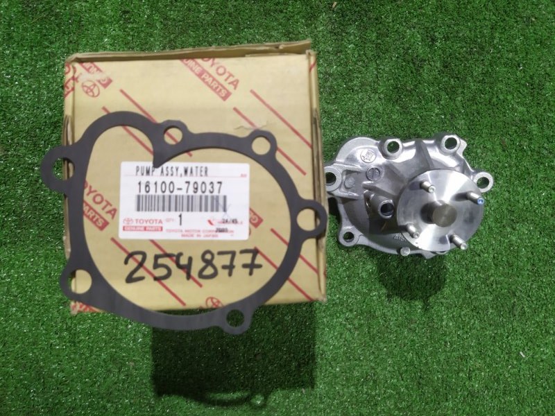 Помпа TOYOTA Помпа TOYOTA