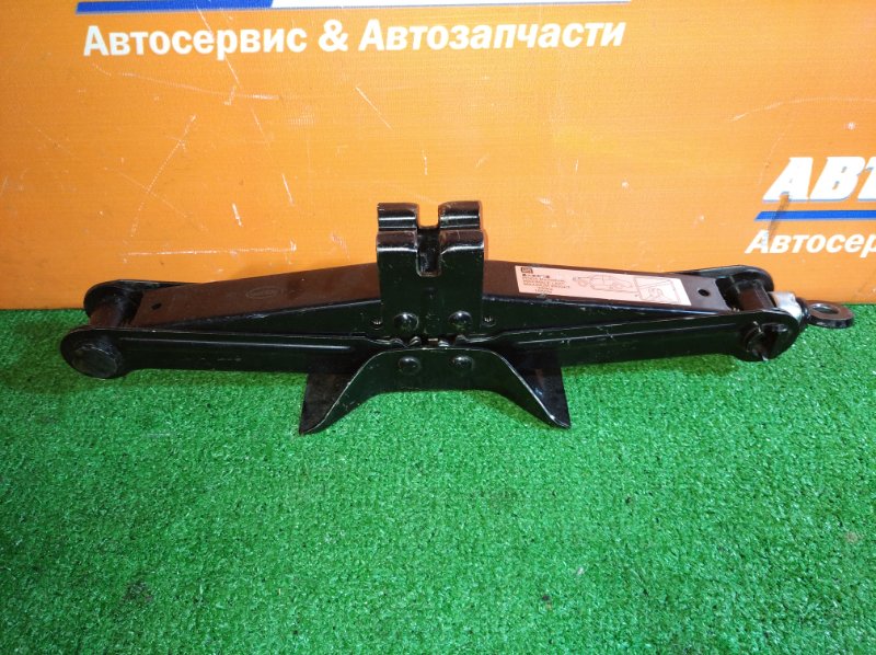 Домкрат 700кг Домкрат 700кг
