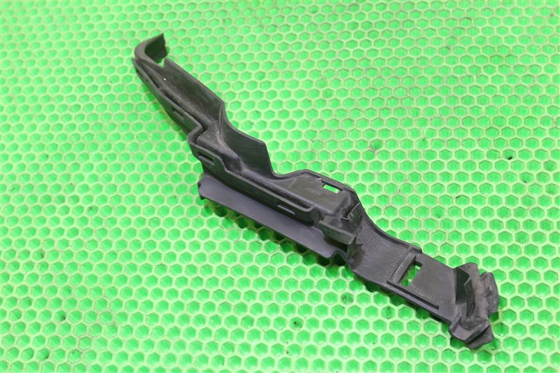 Решетка передний правый SX4 YA11S M15A