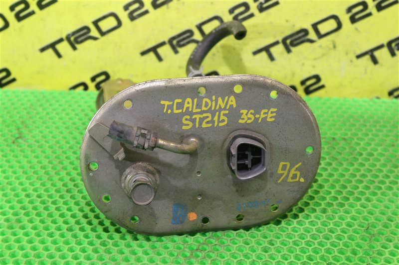 Корпус топливного насоса Toyota Caldina ST215 3SFE 77203-21050 контрактная