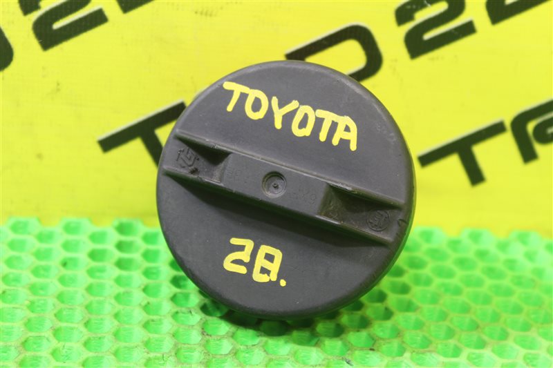 Крышка топливного бака Toyota 77310-48010 контрактная