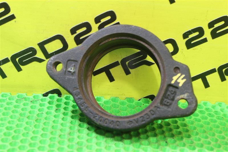 Запчасть кронштейн привода Toyota 43457-20040 контрактная Кронштейн привода Toyota 43457-20040 контрактная