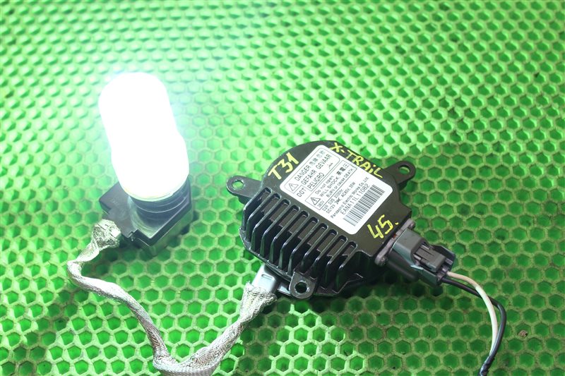 Блок ксенона X-Trail 2012 NT31 MR20DE