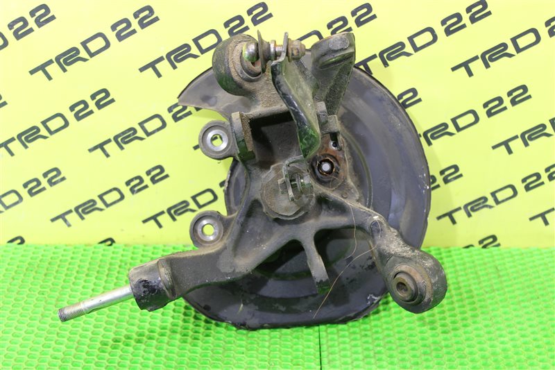 Ступица задняя левая Honda Torneo CF4 F20A Ступица задняя левая Honda Torneo CF4 F20A