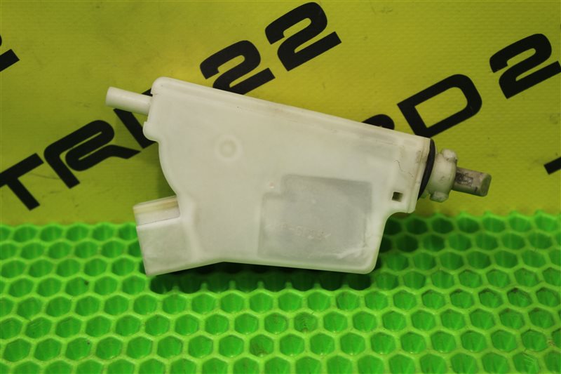 Замок лючка бензобака M35 2007 Y50 VQ35DE Замок лючка бензобака M35 2007 Y50 VQ35DE