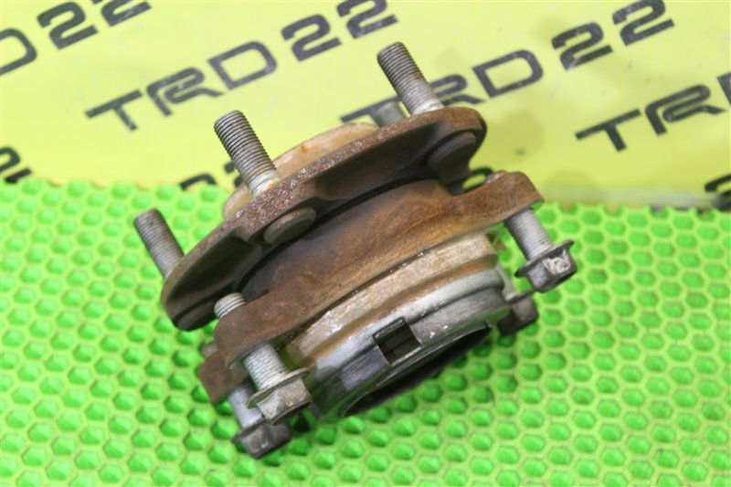 Подшипник ступицы передний Infiniti M35 Y50 VQ35HR Подшипник ступицы передний Infiniti M35 Y50 VQ35HR