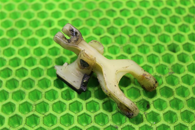 Вилка стартера Toyota Corolla ZZE122 1ZZ-FE Вилка стартера Toyota Corolla ZZE122 1ZZ-FE