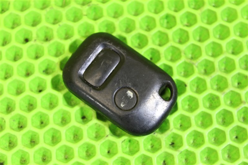 Запчасть брелок центрального замка Honda Mobilio Spike 2005 GK1 L15A 72147S7SJ01 контрактная Брелок центрального замка Honda Mobilio Spike 2005 GK1 L15A 72147S7SJ01 контрактная
