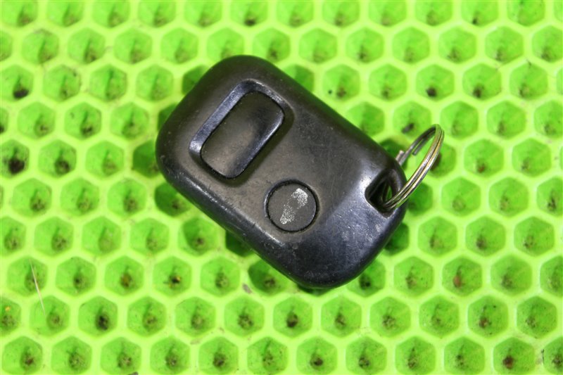 Брелок центрального замка Honda Mobilio 2005 GB1 L15A 72147S7SJ01 контрактная