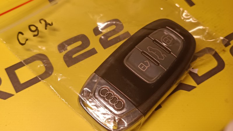 Ключ зажигания A7 2011 4GA