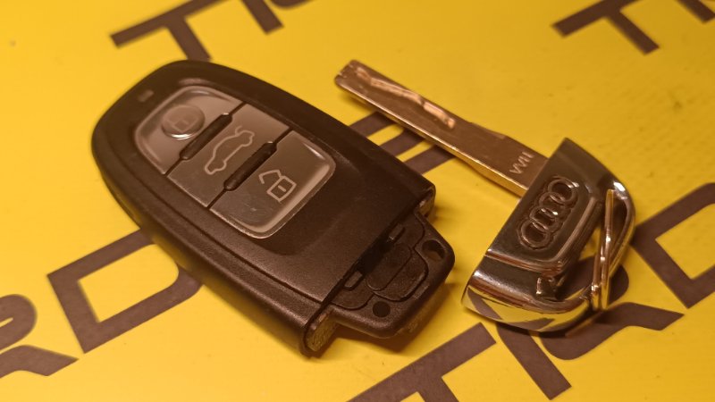 Ключ зажигания Audi A6 4G2