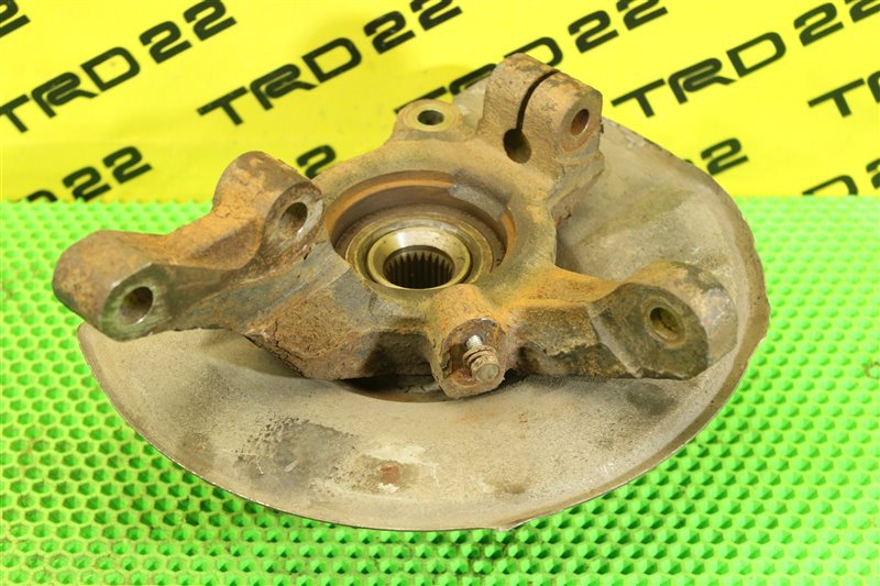 Ступица передняя левая Outlander 2018 GF8W 4J12