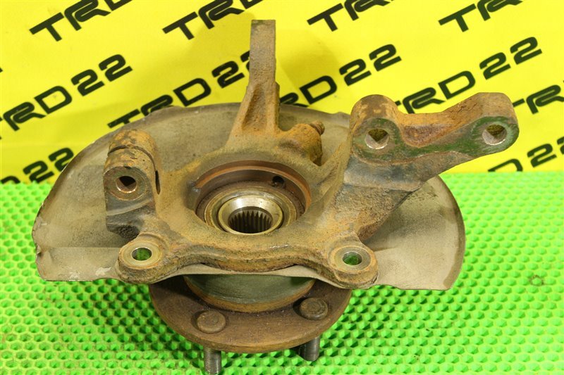 Ступица передняя левая Outlander 2018 GF8W 4J12