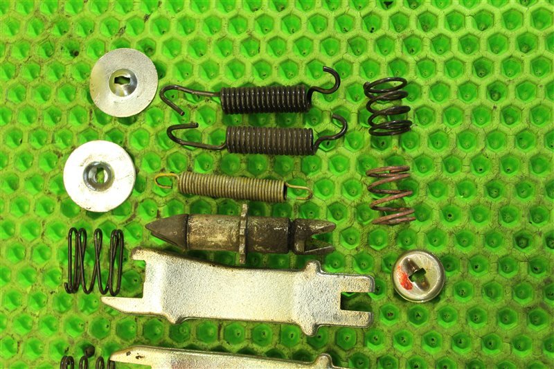 Механизм стояночного тормоза Aristo 1997 JZS147 2JZ-GE