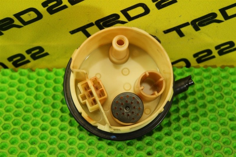 Корпус топливного насоса Toyota Bb NCP31 1NZ-FE Корпус топливного насоса Toyota Bb NCP31 1NZ-FE
