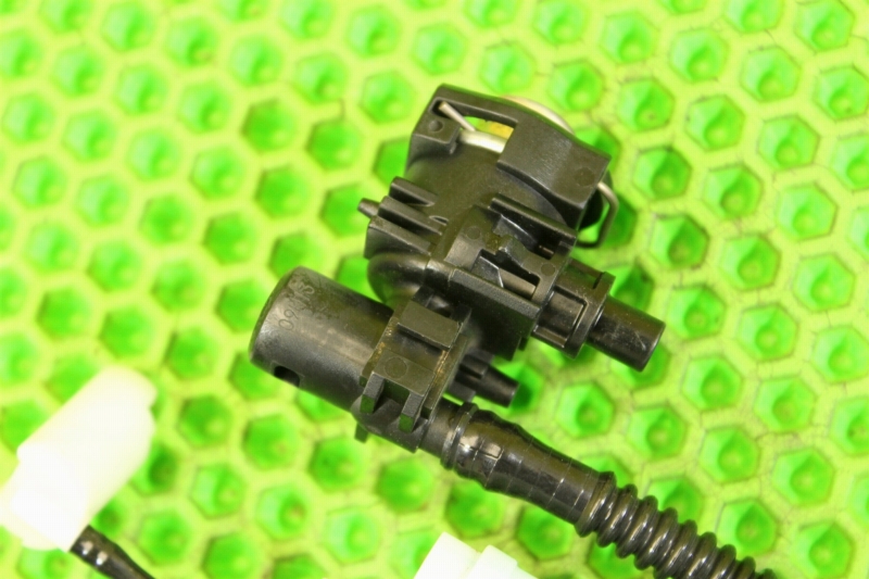 Регулятор давления топлива Lexus GS350 GRS196 2GR-FSE