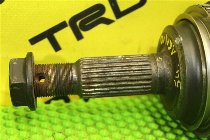 Привод передний левый Toyota Gaia ACM10 1AZ-FSE