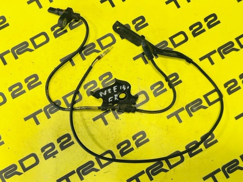 Датчик abs передний правый Toyota Corolla NZE151 1NZ-FE 8954212080 контрактная