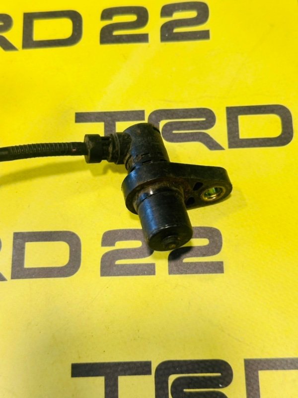 Датчик abs передний правый Toyota Allion NZT240 1NZ-FE
