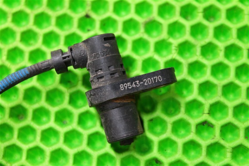 Датчик abs передний левый Wish 2007 ANE10 1AZ-FSE