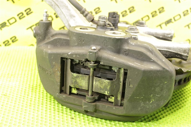 Суппорт тормозной передний GS350 2010 GRS196 2GR-FSE