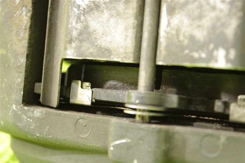 Суппорт тормозной передний GS350 2010 GRS196 2GR-FSE