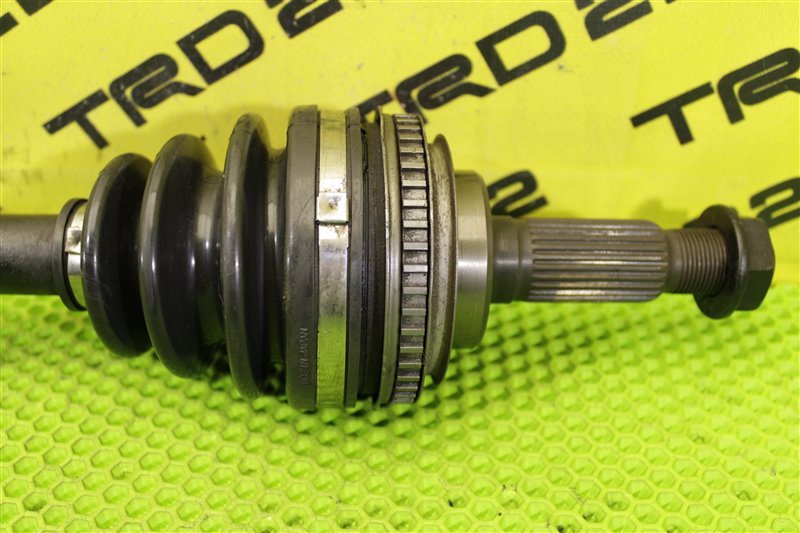 Привод передний правый Corolla 1999 AE110 5A-FE