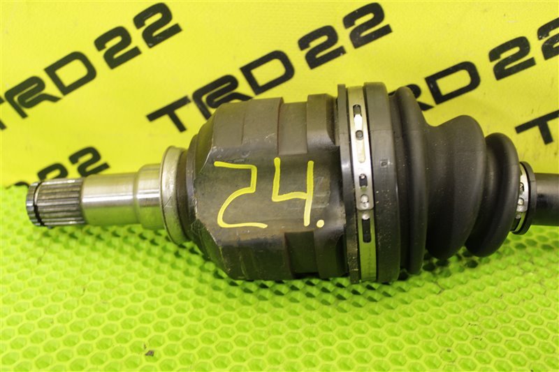 Привод передний правый Corolla 2004 ZZE121 3ZZ-FE