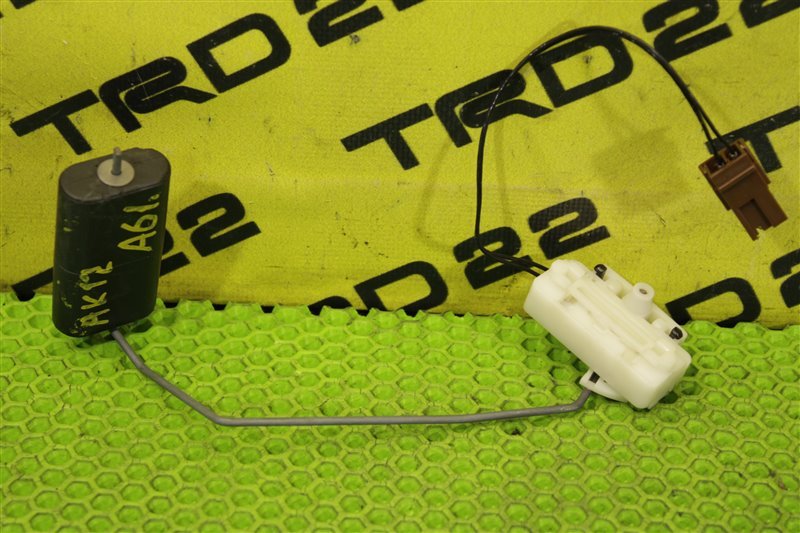 Датчик уровня топлива Nissan March 2007 AK12 CR12DE 25060AX01A контрактная