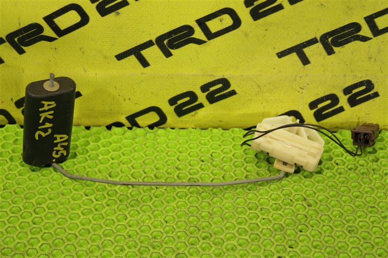 Датчик уровня топлива Nissan March 2007 AK12 CR12DE 25060AX01A контрактная