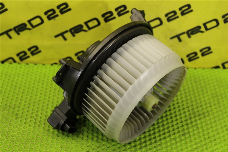 Мотор печки Vezel 2017 RU3 LEB