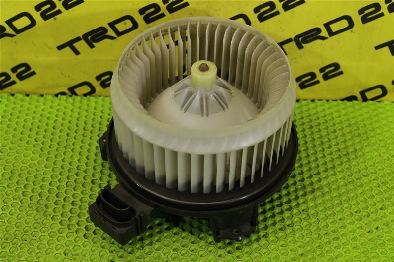 Мотор печки Vezel 2017 RU3 LEB