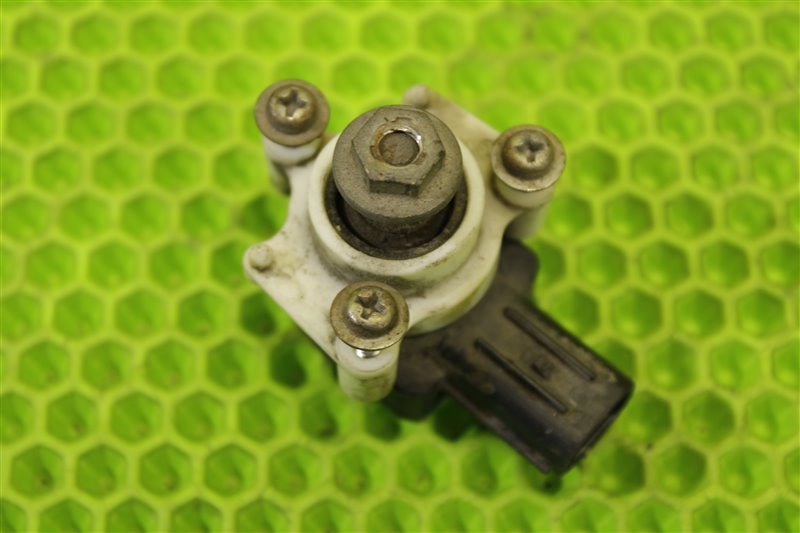 Датчик высоты дорожного просвета RX350 2014 GGL15 2GR-FE Датчик высоты дорожного просвета RX350 2014 GGL15 2GR-FE