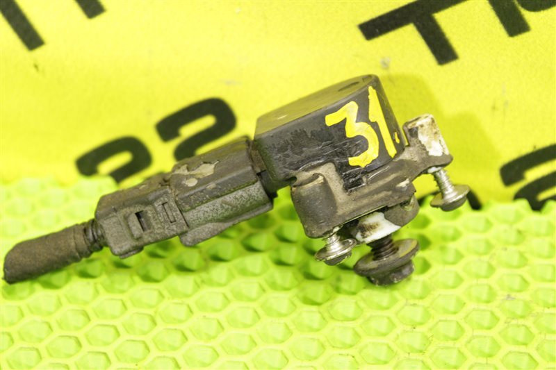 Запчасть датчик высоты дорожного просвета Lexus RX350 2014 GGL15 2GR-FE 89407-48060 контрактная Датчик высоты дорожного просвета Lexus RX350 2014 GGL15 2GR-FE 89407-48060 контрактная