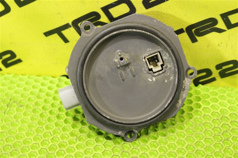 Блок ксенона Teana 2006 J31 VQ23DE Блок ксенона Teana 2006 J31 VQ23DE