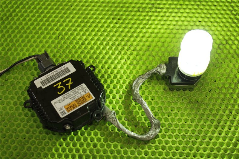Блок ксенона X-Trail 2009 TNT31 QR25DE